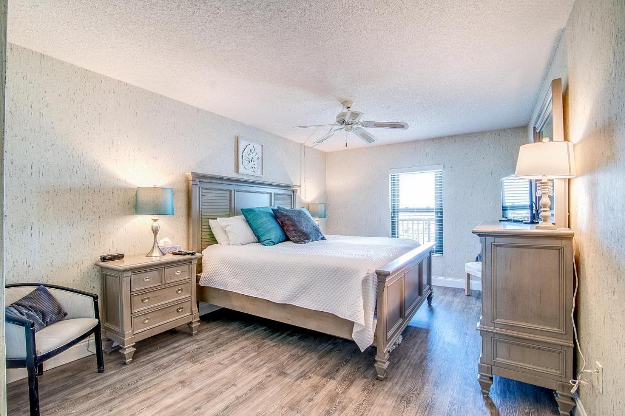Cape Winds Resort Cape Canaveral Bagian luar foto
